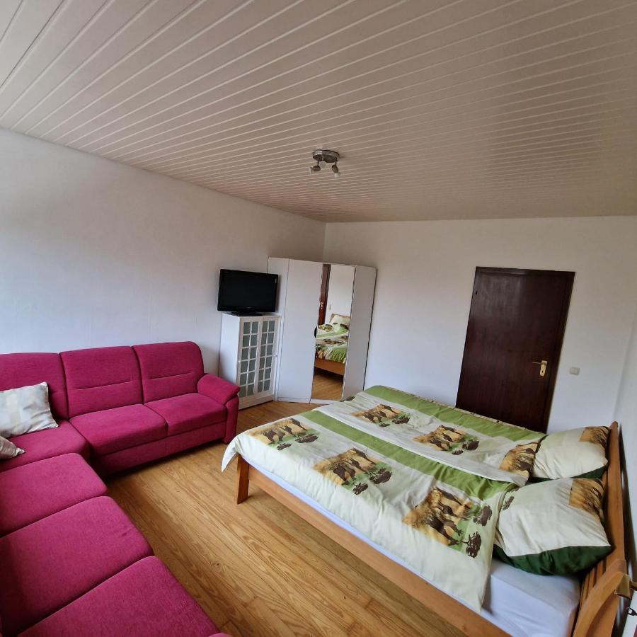 Ferienwohnung Zuhause Im Gruenen Essen Exterior foto