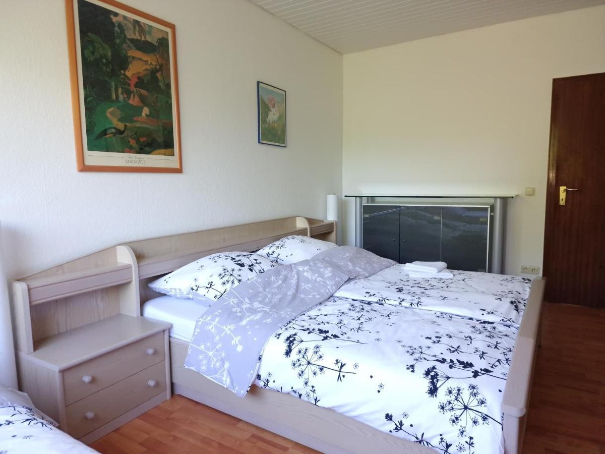 Ferienwohnung Zuhause Im Gruenen Essen Exterior foto